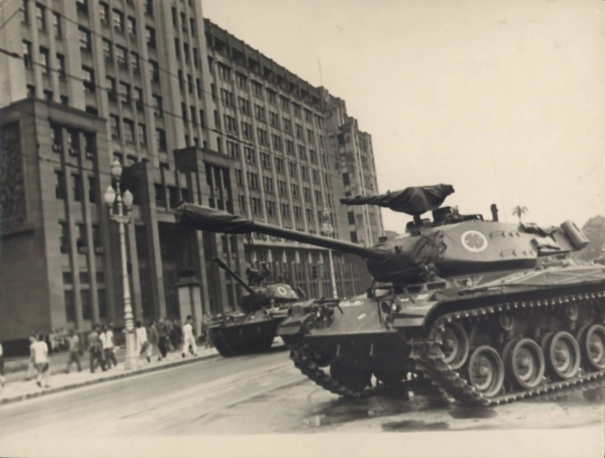 Prédio público, intervenção militar em São Paulo, 1964