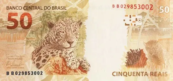 Bilhete de 50 reais com leopardo marrom.