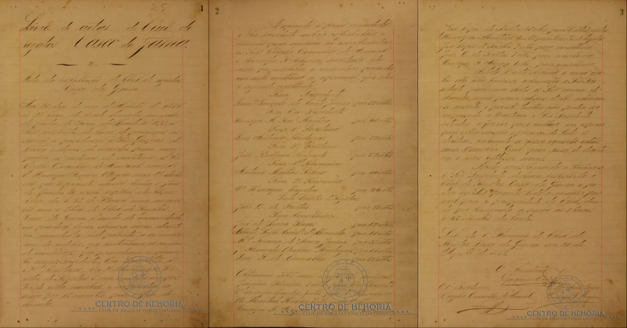 Páginas de caderno amarelo, texto manuscrito, selos e selo "CENTRO DE MEMÓRIA" e "CLUB DE REGATAS VASCO DA GAMA".
