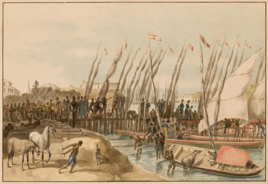 Pintura animada de porto com homem puxando cavalo, multidão na ponte e barcos movendo-se.