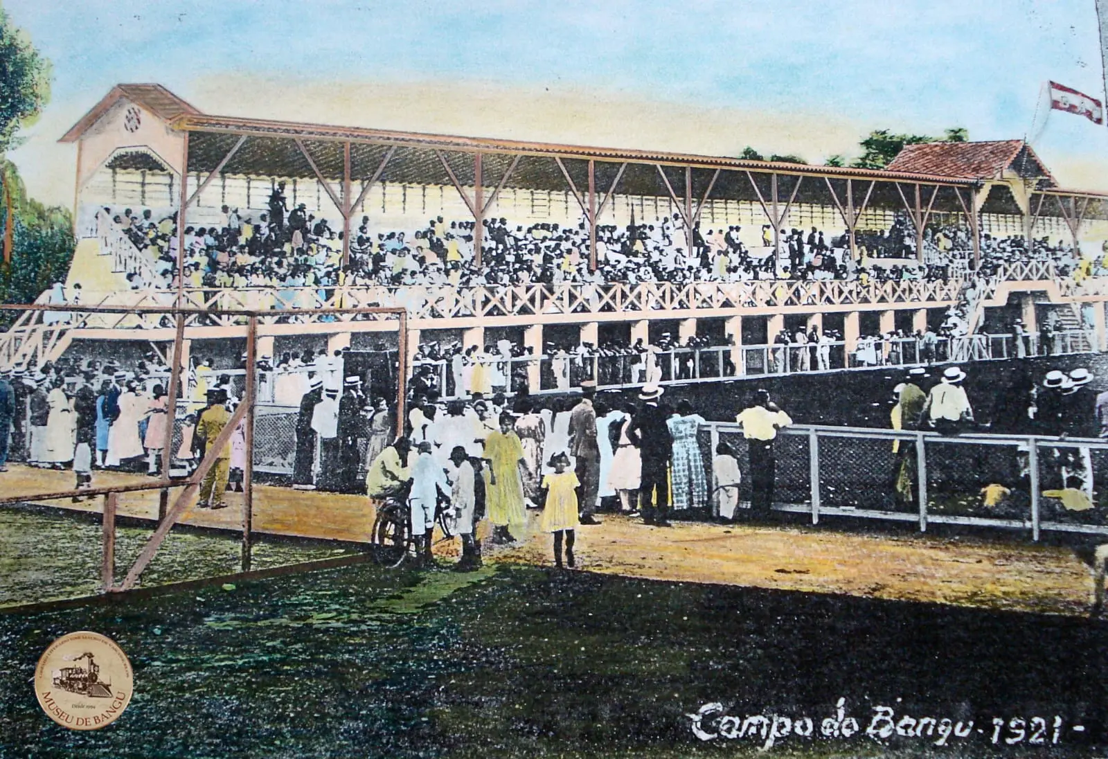 Cartão-postal colorido de estádio lotado em 1921.