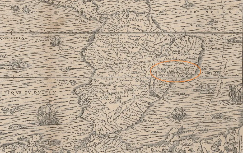 Mapa antigo com ilhas, navios e rios.