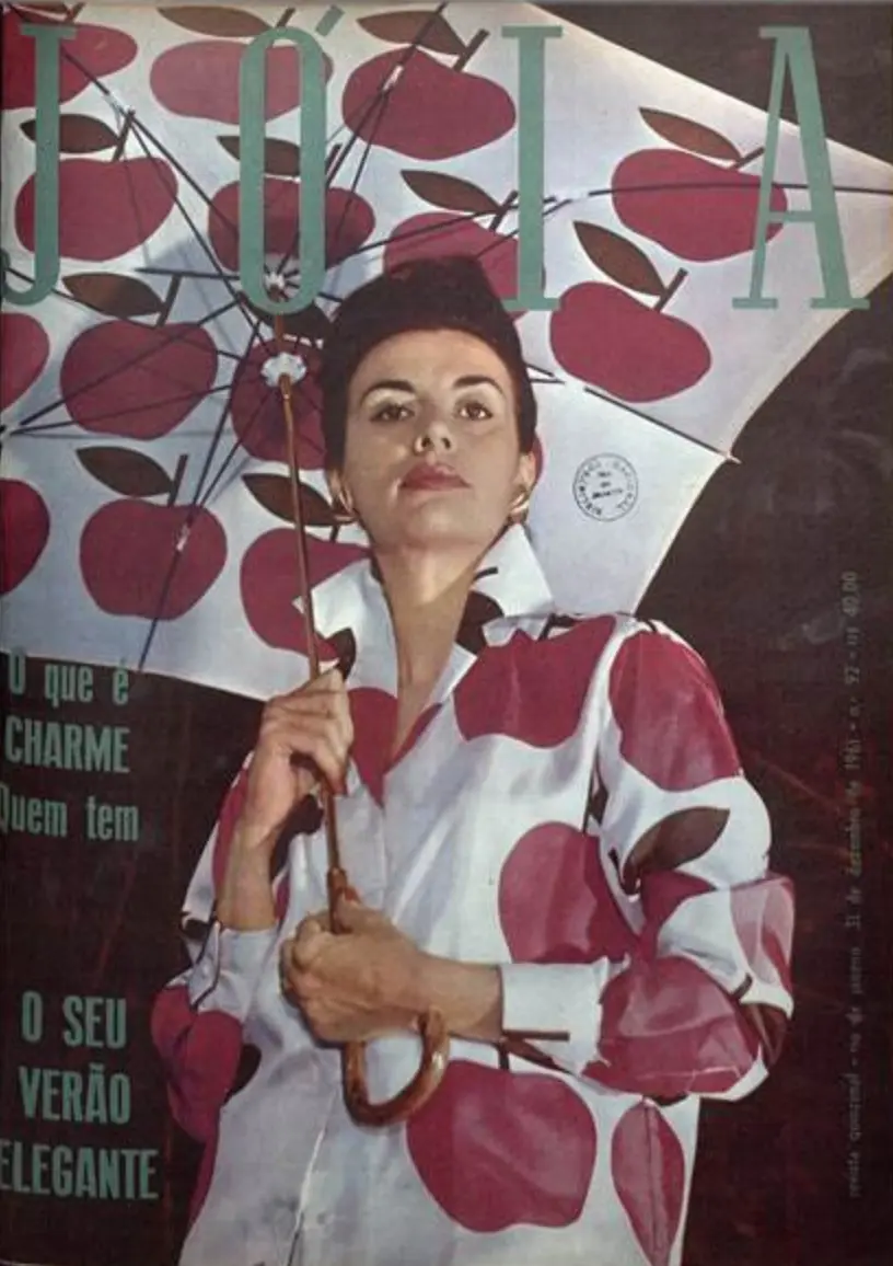 Teresa Sousa Campos, eleita uma das mulheres mais elegantes do Brasil, na capa da Joia em 31 de dezembro de 1961. 