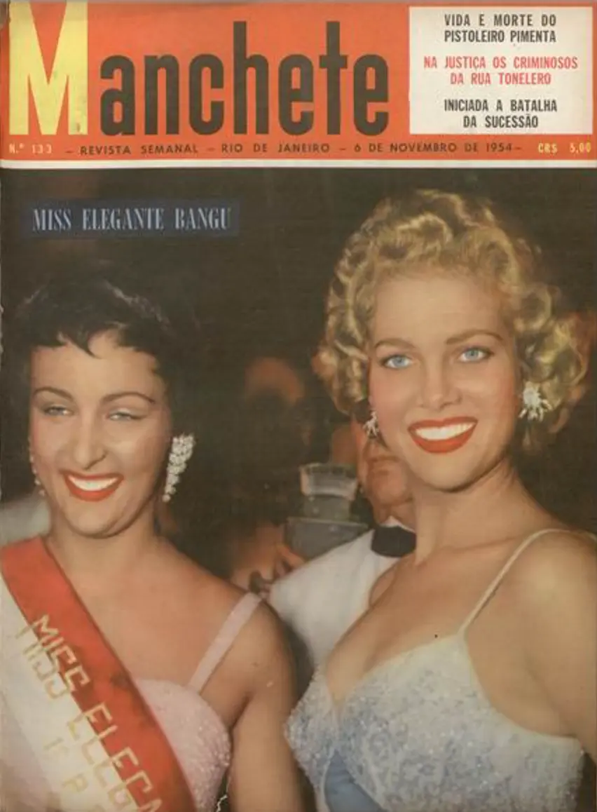 Na capa da revista Manchete, Marta Rocha, de azul, a segunda mais bela do mundo, e Sônia Carneiro, eleita a Miss Elegante Bangu 1954, ektachrome de Orlando Machado, 06/11/1954
